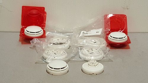 Simplex Smoke Detector 4098-9714 +Heat Detector 4098-9733 +Base 4098-9792 Qty=4