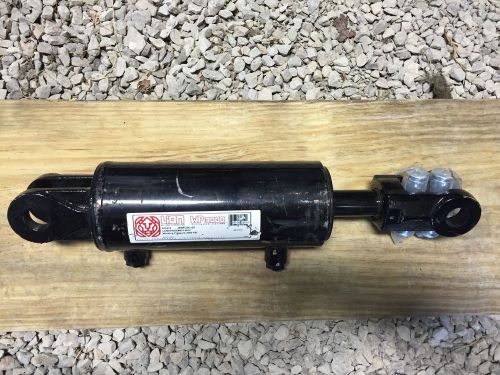 New Lion Hydraulics WP 3000 Cylinder # 675314 Model # 35WPC06-125