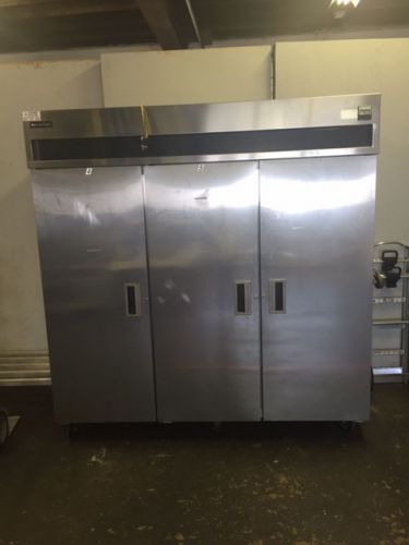 Delfield 66.5 cu.ft reach-in refrigerator cooler for sale
