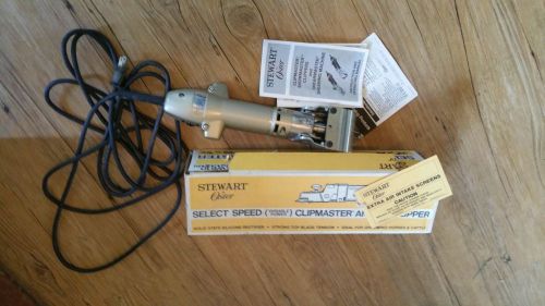 OSTER CLIPMASTER LARGE ANIMAL CLIPPERS EW610 Cattle Sheep Horse GROOMING! DEAL