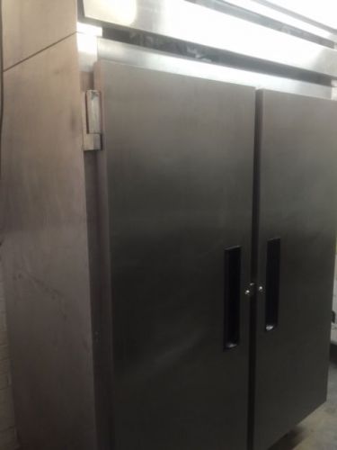 Used victory vf-2 2-door reach-in commercial freezer for sale