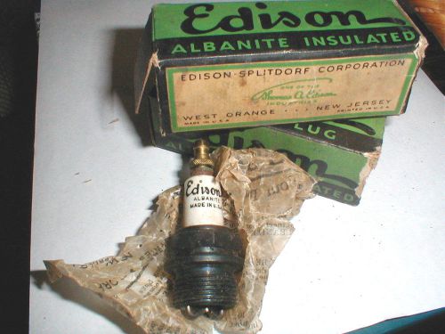 Vintage spark plugs hit and miss engine