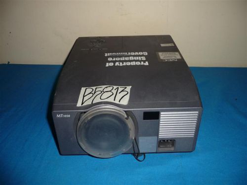 NEC MT1050 Projector