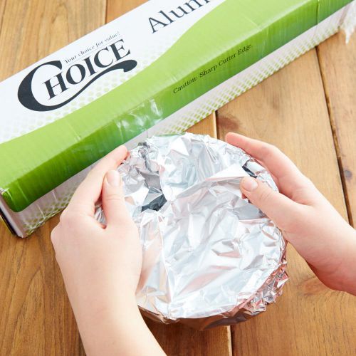 Choice 18&#034; x 500&#039; food service heavy-duty aluminum foil roll 12218x5hd for sale