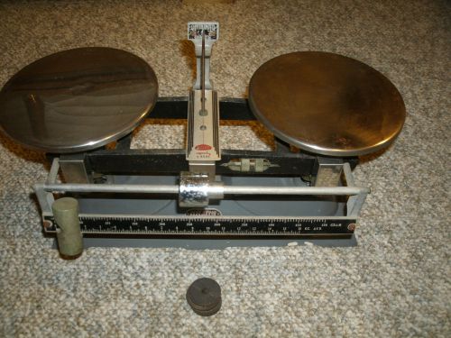 Ohaus Vintage Balance Scale - 2197 - 5 Kilo - Works Great !!