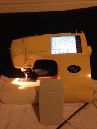 Brother Pacesetter PC-8200 Sewing Machine . selling as-is for parts.