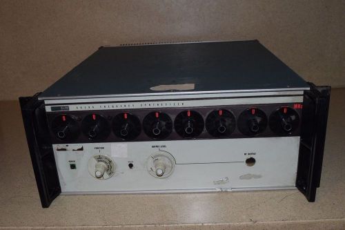 FLUKE 6039A FREQUENCY SYNTHESIZER (6F)