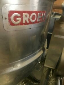 Groen D-40 40 Gallon Pedestal Base Tilting Stainless Steel Direct Steam Kettle