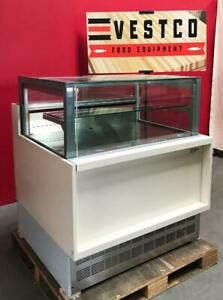 Clabo LA ROSSA 36&#034;W Built-In Glass Refrigerated Bakery Pastry Display Case