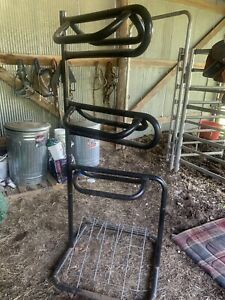 horse saddle rack