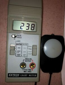 EXTECH Instruments Light Meter Model 401025