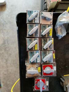 Lot of 11 Magnetic Blocks