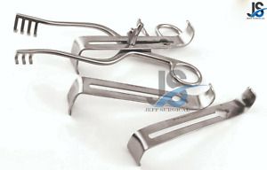 Henley Self Retaining Retractor With 3 Center Blades German Stainless