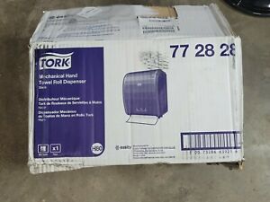 Tork Mechanical Hand Towel Roll Dispenser H80 Paper Towel Dispenser