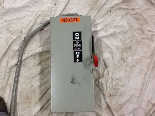 GE TH3362  SAFETY SWITCH MODEL 10 60 AMPS 600VAC  250VDC
