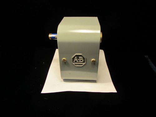 New 803 d2 , allen bradley 2 pole rotary cam limit switch 600 v, 25 a, for sale