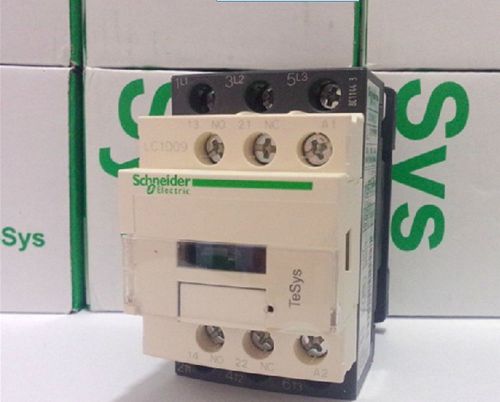 New in box  schneider telemecanique contactor lc1d32m7c lc1d32m7 220vac for sale