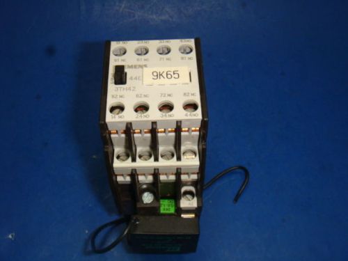 SIEMENS RELAY 3TH4244-OB, 4S+40/4NO+4NC, USED EXLNT