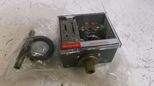 HONEYWELL L604A1185 PRESSURE CONTROLLER *NEW OUT OF BOX*