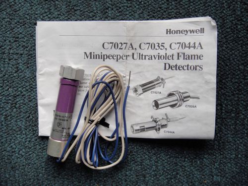 Honeywell C7027A  1049  Minipeeper UV Flame Detector