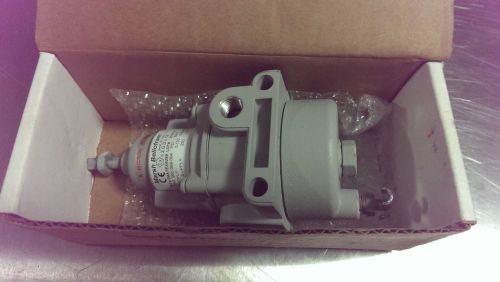 New bellofram t50 press. regulator 960-069-004 250psi 0-120psi air and gas serv. for sale