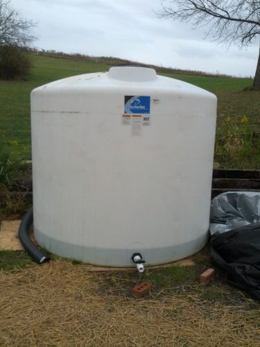 2000 Gallon Water Holding Tank / Tote, Cistern, used for drinking water