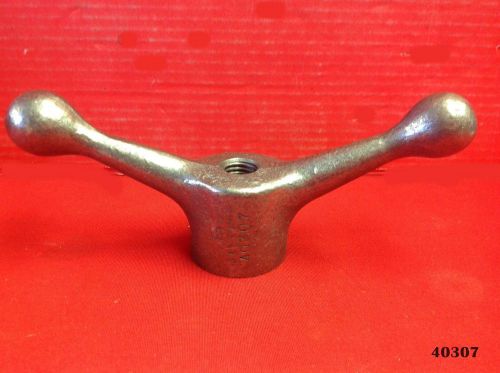 Jergens 40307 Cast Iron Speed Handle 8-3/4&#034; Arm Spread 3/4-10 x 2&#034; Lot of 1