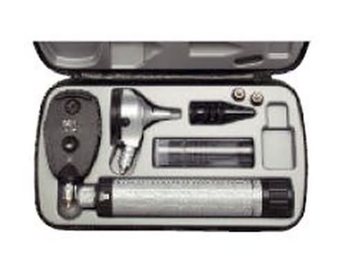 Heine Diagnostic Set: Beta 200 Ophthalmoscope,200 F.O. Otoscope,NT 200 Charger