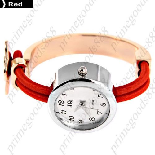 Flower Bracelet Bangle Lady Ladies Analog Quartz Wristwatch Women&#039;s Red