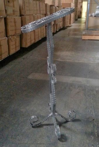 Pmp-909a large raw steel metal sculpted shoe display stand for sale