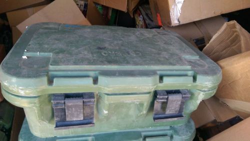 Cambro UPC160 Green Insulated Food Carrier