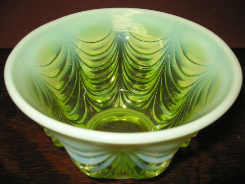 Vaseline Opalescent glass serving candy bowl heavy drape pattern uranium yellow