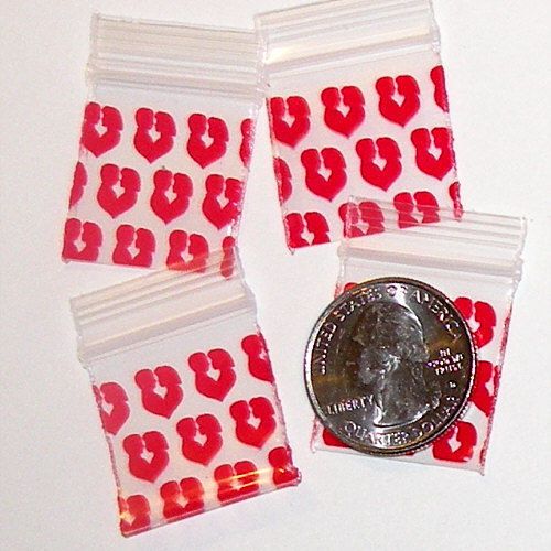 200 Baggies 1010 Red Lovers design 1 x 1 inch mini ziplock bags