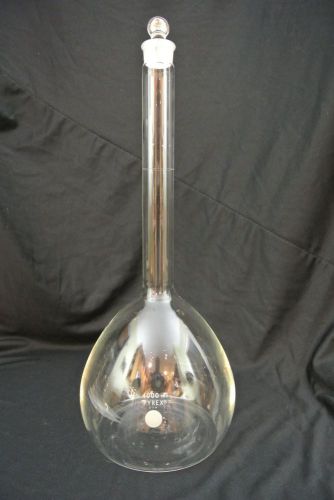 Long neck flat bottom 4000 ml pyrex volumetric flask with glass stopper for sale