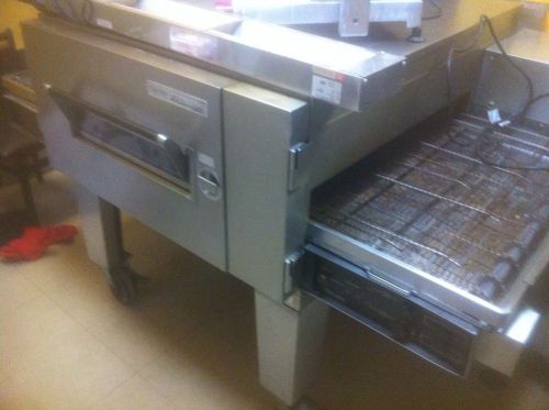 Lincoln impinger 1600 single deck gas conveyor pizza oven for sale