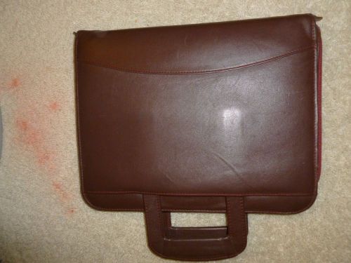 Business carry case  leather  Binder ( Good condition)