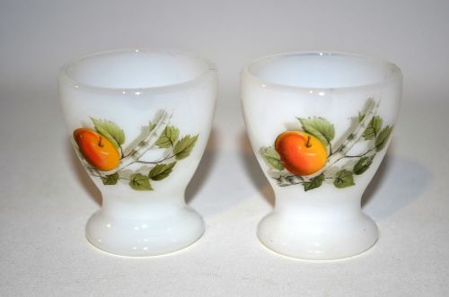 Set of Two Peach Egg Cups Holder White