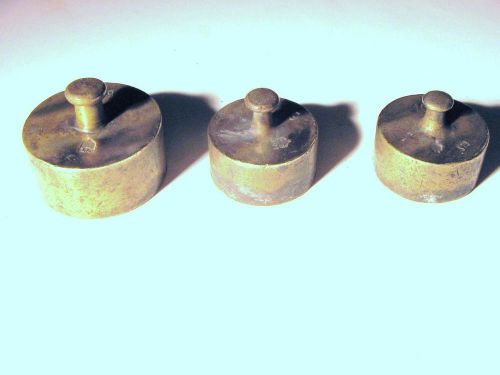 3 ANTIQUE BRASS WEIGHTS FOR A SCALE HALLMARKED 20KG-TWO 10KG