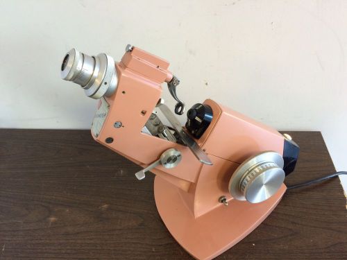 American Optical Lensometer, model 11360. EXCELLENT UNIT FOR ANY OFFICE.