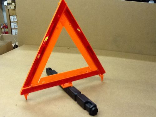 3 Piece Triangle Warning Kit Car Emergency Safety Security Truck Road