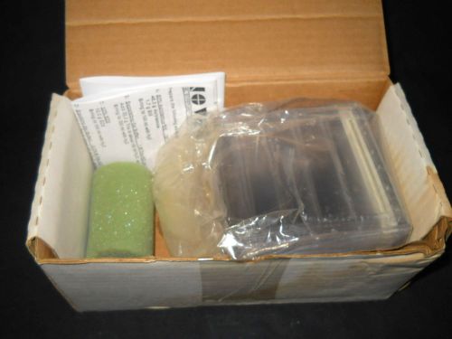 Box of (12) Novex 1.0mm Mini 8cm x 8cm Empty Gel Cassettes, NC2010