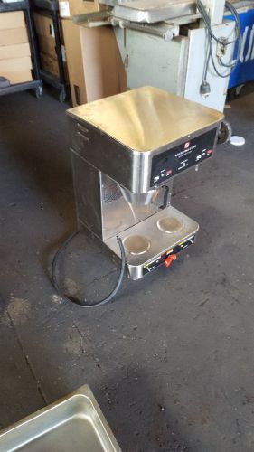 Grindmaster P400E 1.5 Gallon Twin Shuttle Coffee Brewer Restaurant Machine