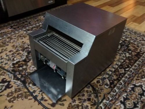 Merco savory mini-conveyor toaster model st-1 120v  excelent condition for sale
