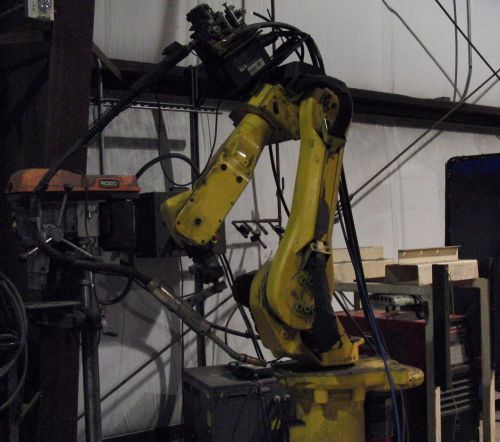 Fanuc arcmate100i welding robot rj2 controller, lincoln electric powerwave 450 for sale