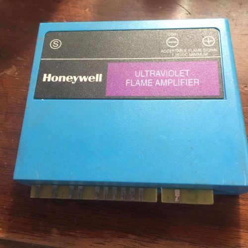 Honeywell R7849A 1023 Ultraviolet Flame Amplifier