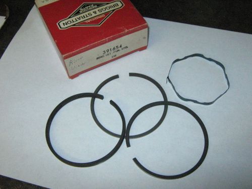 Genuine briggs &amp; stratton gas engine piston ring set 391654 for sale