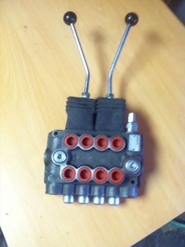 Bucher hydraulic 4 spool control valve Model HdM 11p/4