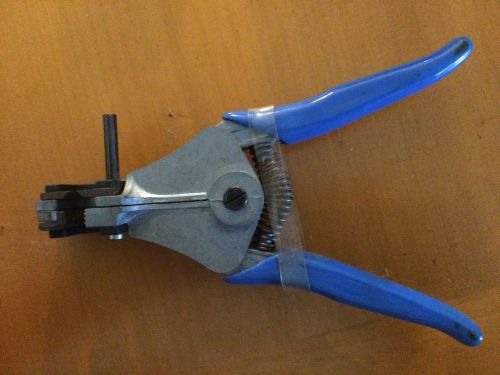 Klein Tools 11062 Automatic Wire Stripper-Solid And Stranded Wire