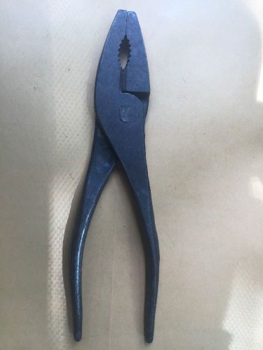 Vintage Plier With Side Cutter 00 1372 Drop Forged