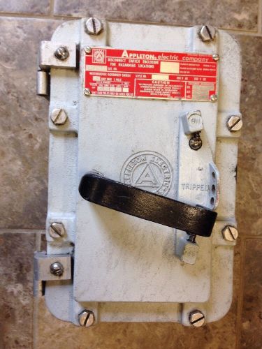 Appleton EDS3036 Hazardous Location Safety Disconnect Switch 600V 30A 3 Phase